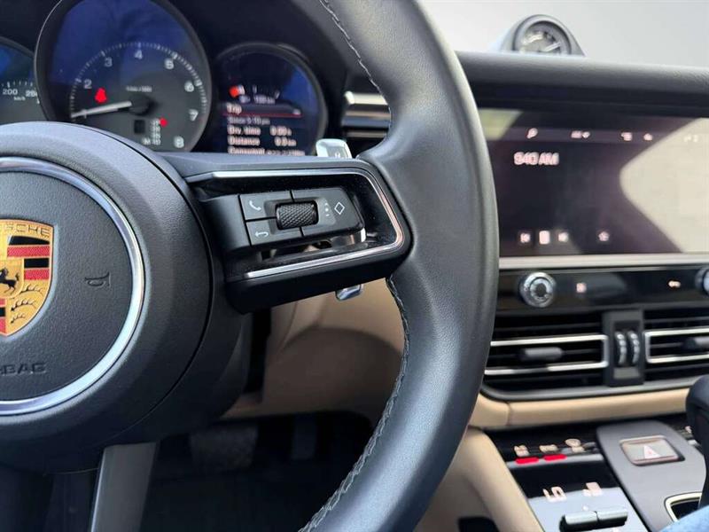 porsche Macan 2023 - 25