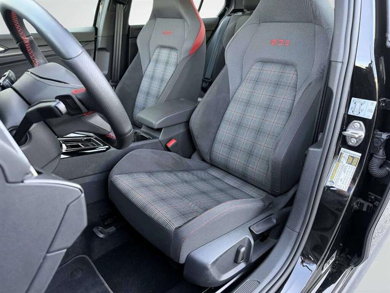 volkswagen Golf GTI 2024 - 13