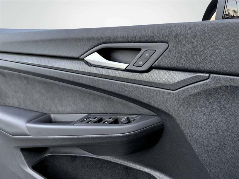 volkswagen Golf GTI 2024 - 18