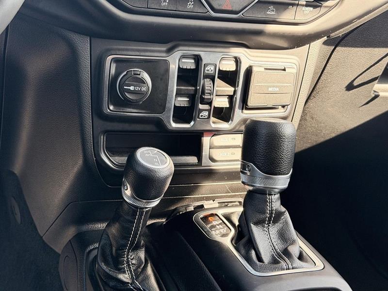 jeep Wrangler 2023 - 25