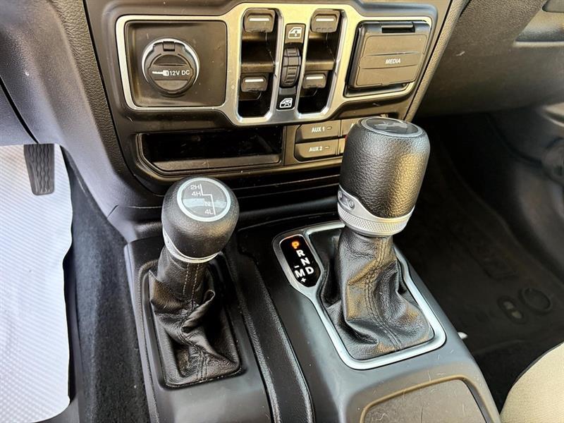 jeep Wrangler 2023 - 25
