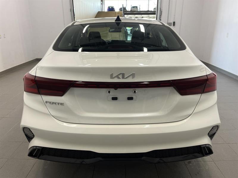 kia Forte 2023 - 4
