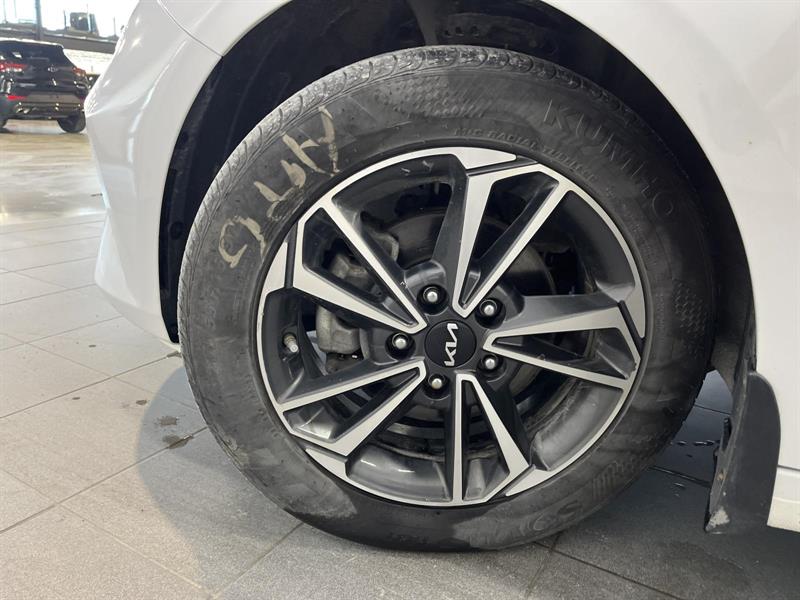 kia Forte 2023 - 21