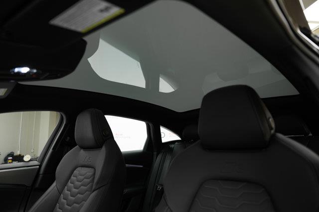 audi A6 e-tron 2027 - 25