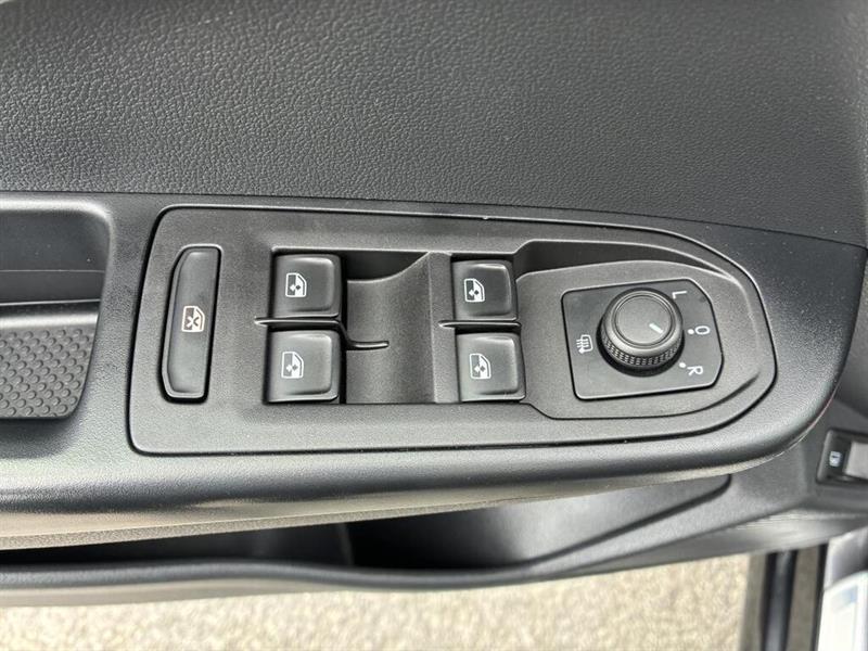 volkswagen Taos 2023 - 17