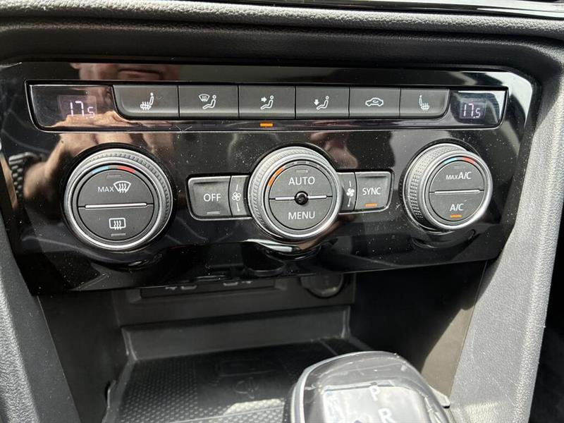 volkswagen Taos 2023 - 27