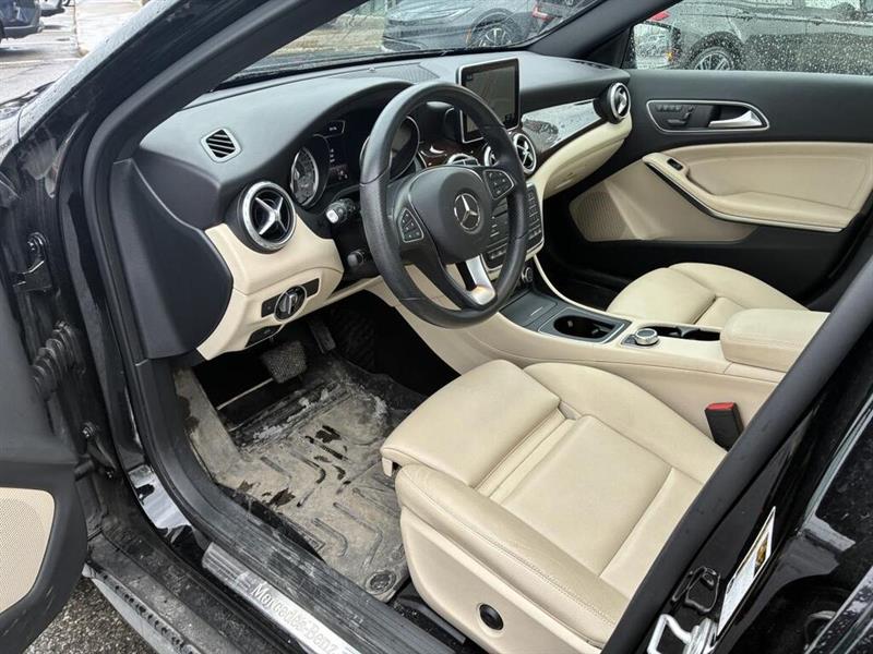 mercedes-benz GLA 2016 - 5