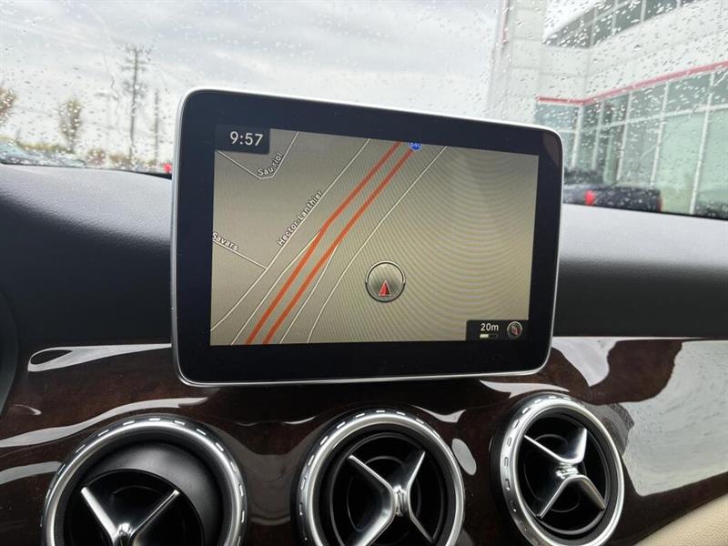 mercedes-benz GLA 2016 - 15