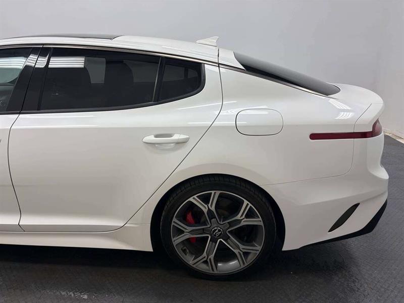 kia Stinger 2019 - 4