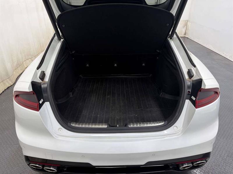 kia Stinger 2019 - 8