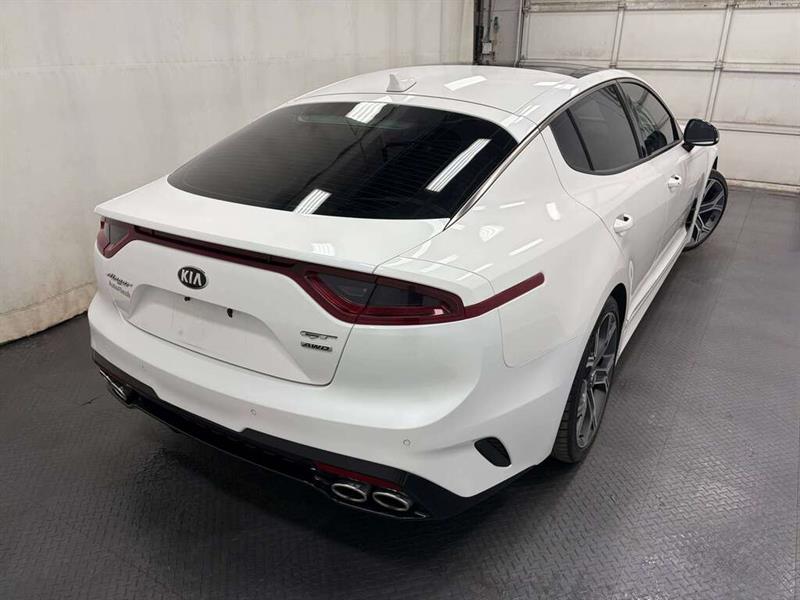 kia Stinger 2019 - 10