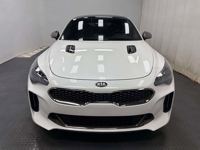 kia Stinger 2019 - 16