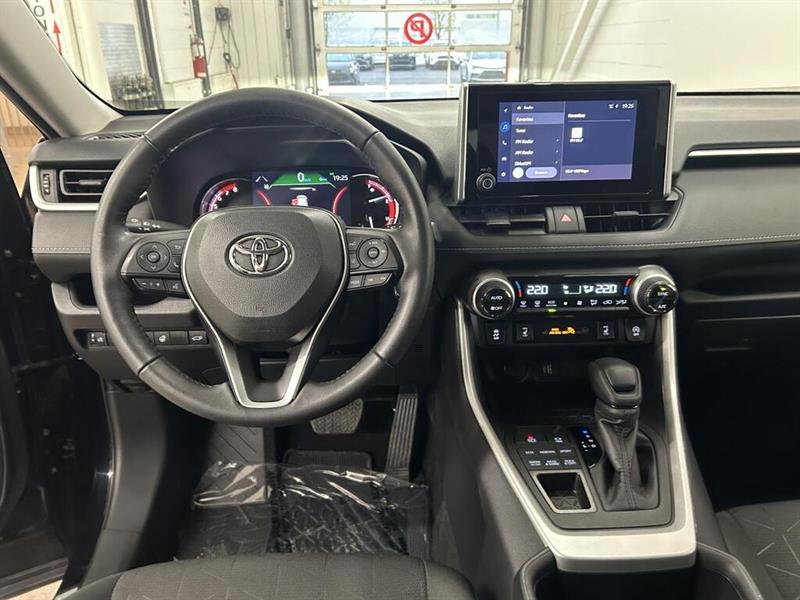 toyota RAV4 2023 - 9