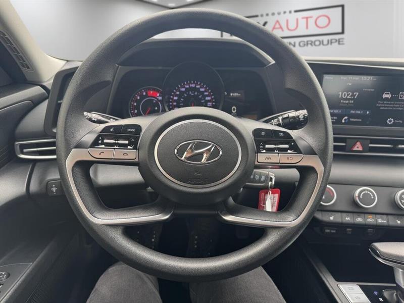 hyundai Elantra 2022 - 10
