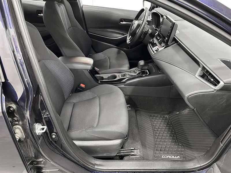 toyota Corolla 2022 - 17