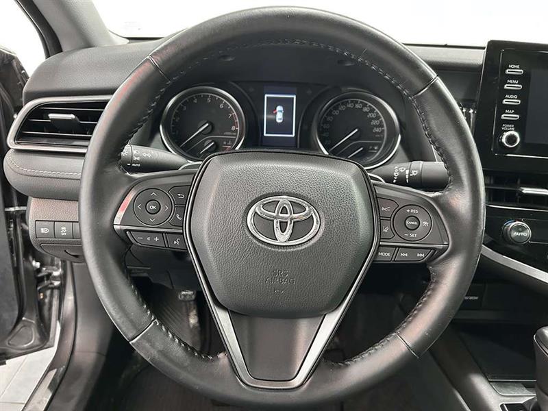 toyota Camry 2021 - 21