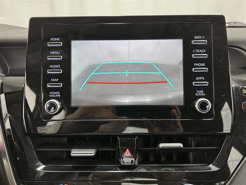 toyota Camry 2021 - 25