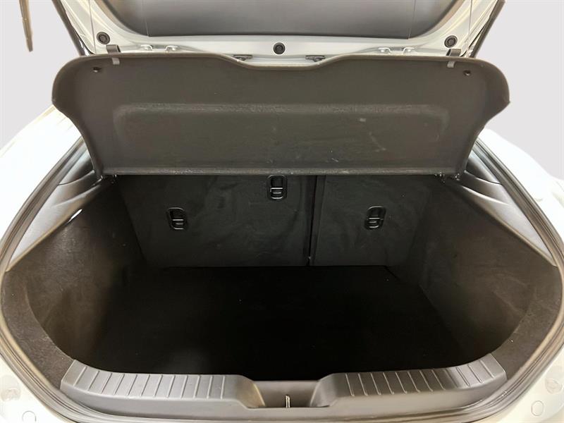 mazda Mazda3 Sport 2025 - 13