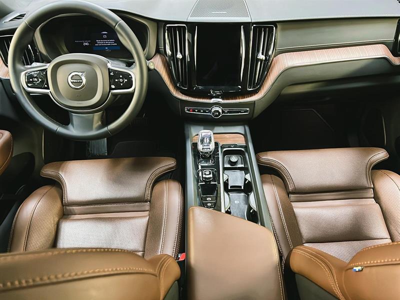 volvo XC60 2023 - 12