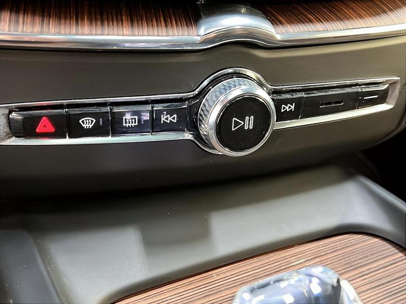volvo XC60 2023 - 17