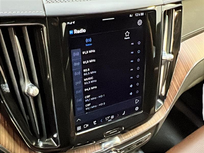 volvo XC60 2023 - 18