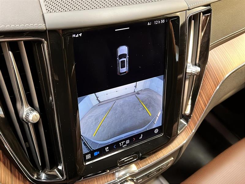 volvo XC60 2023 - 19