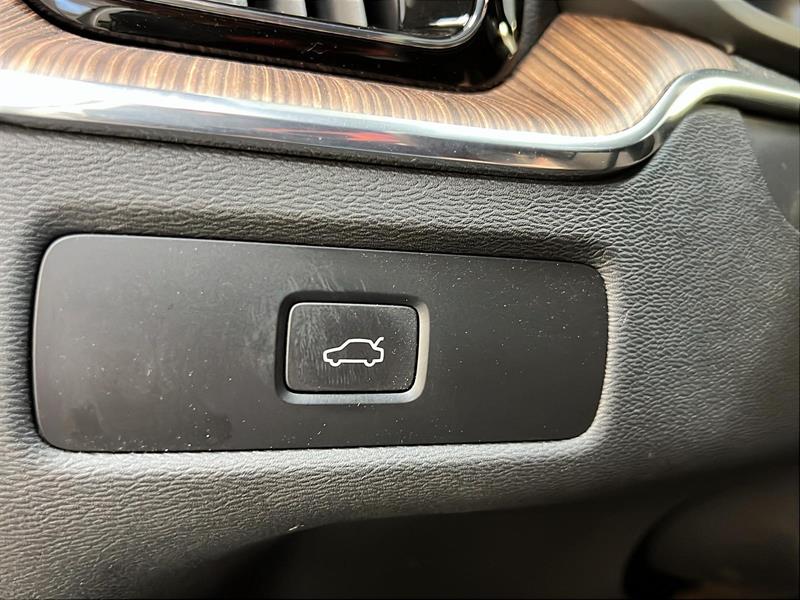 volvo XC60 2023 - 24