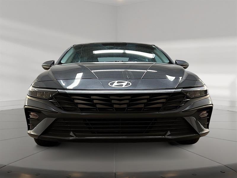 hyundai Elantra 2025 - 2