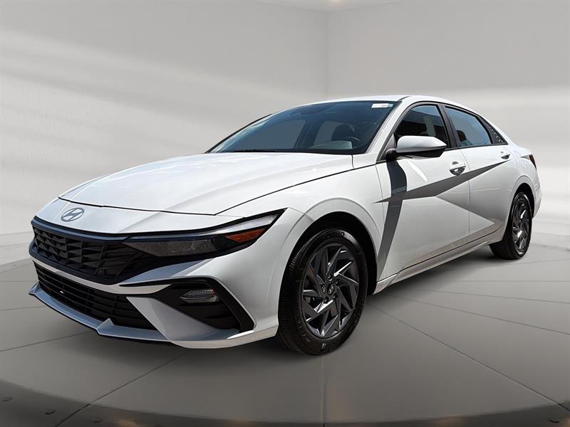 hyundai Elantra 2024