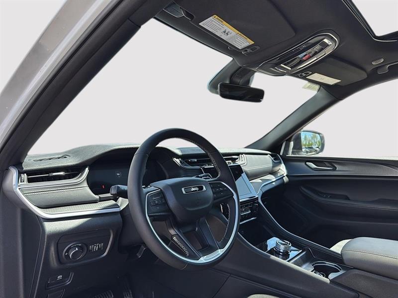 jeep Grand Cherokee 2026 - 11