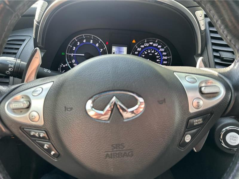 infiniti QX70 2017 - 11