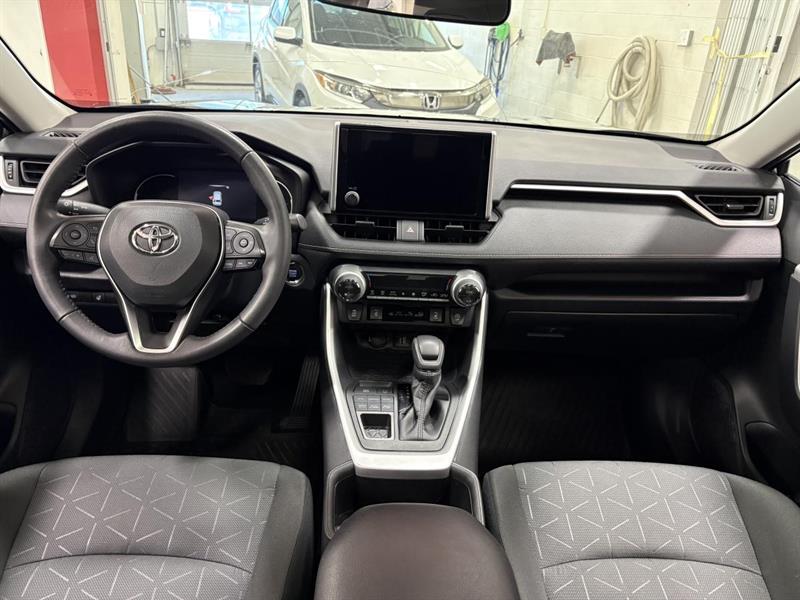 toyota RAV4 2023 - 25