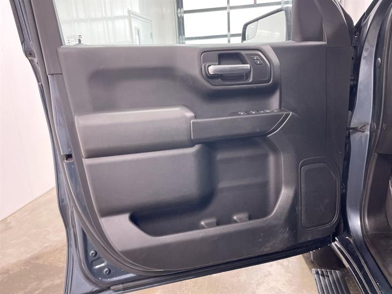 chevrolet Silverado 1500 2019 - 12