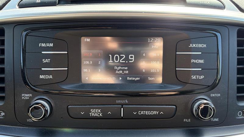 kia Sorento 2016 - 29