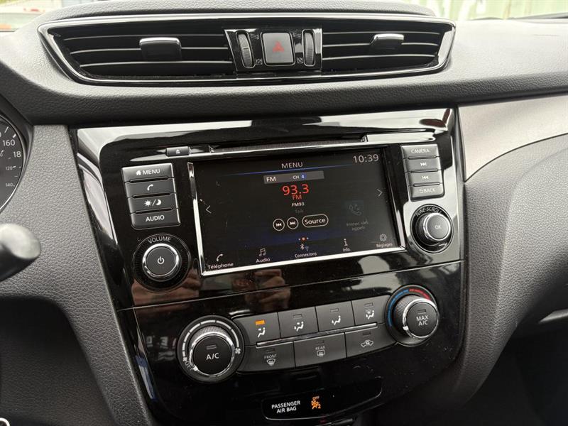 nissan Qashqai 2021 - 24