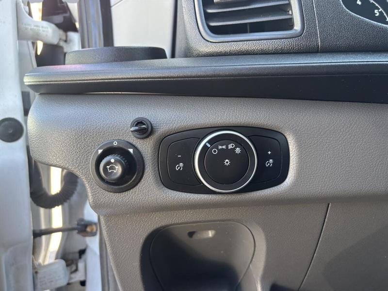 ford Transit fourgon utilitaire 2020 - 10