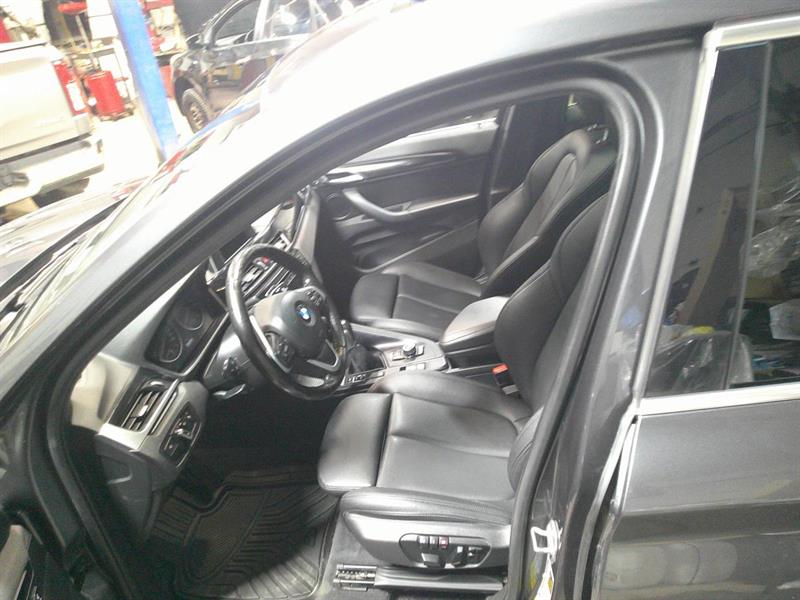 bmw X1 2017 - 9