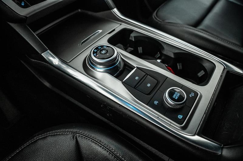 ford Explorer 2020 - 26