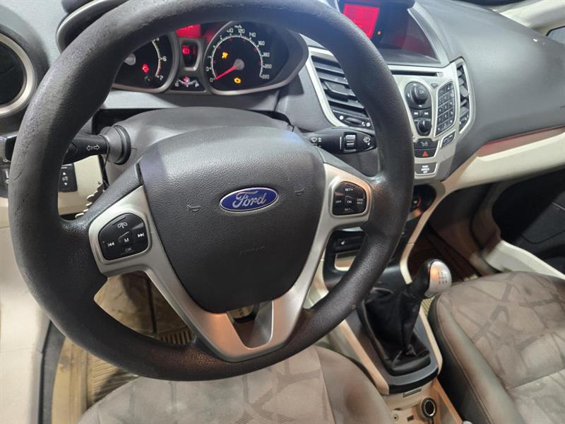 ford Fiesta 2011 - 12
