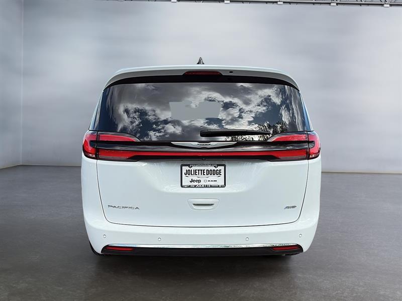 chrysler Pacifica 2023 - 7