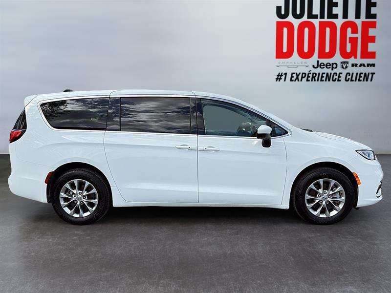 chrysler Pacifica 2023 - 10