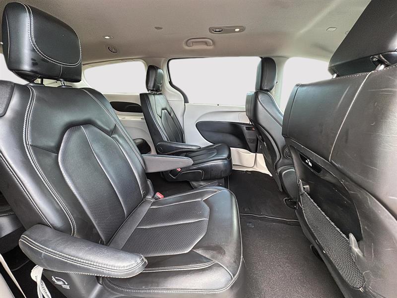 chrysler Pacifica 2023 - 17