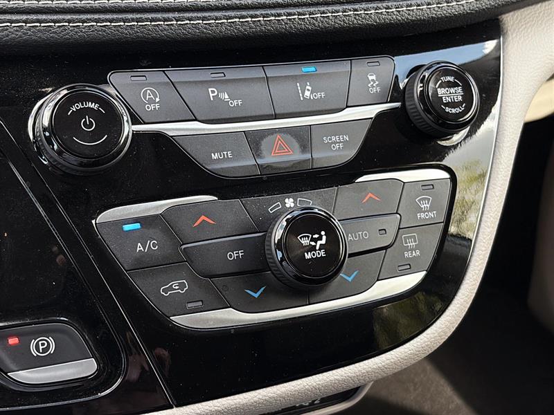 chrysler Pacifica 2023 - 29