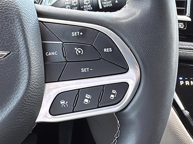 chrysler Pacifica 2023 - 30