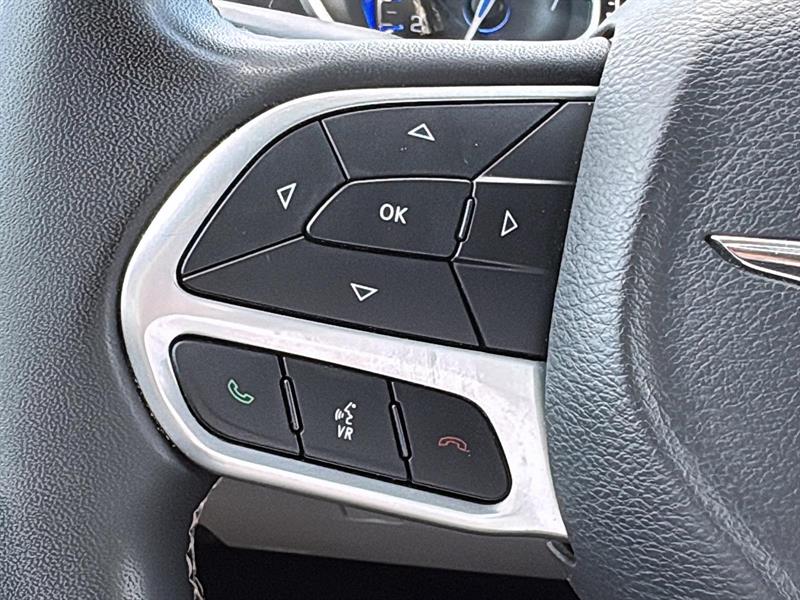 chrysler Pacifica 2023 - 31