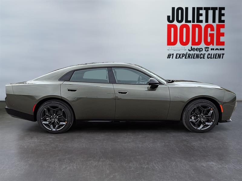 dodge Charger 2026 - 8