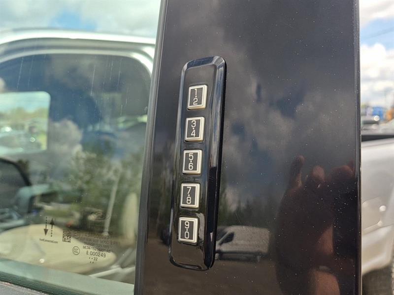 ford Super Duty F-250 SRW 2022 - 21