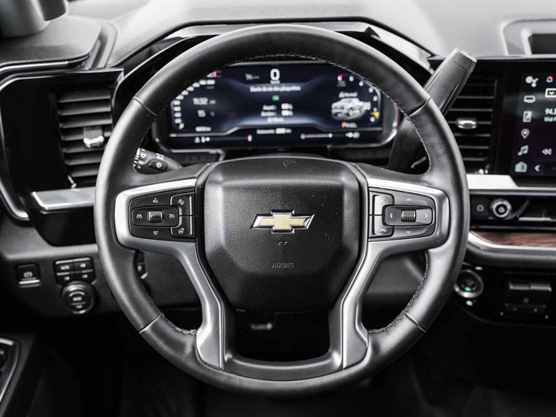 chevrolet Silverado 1500 2024 - 16