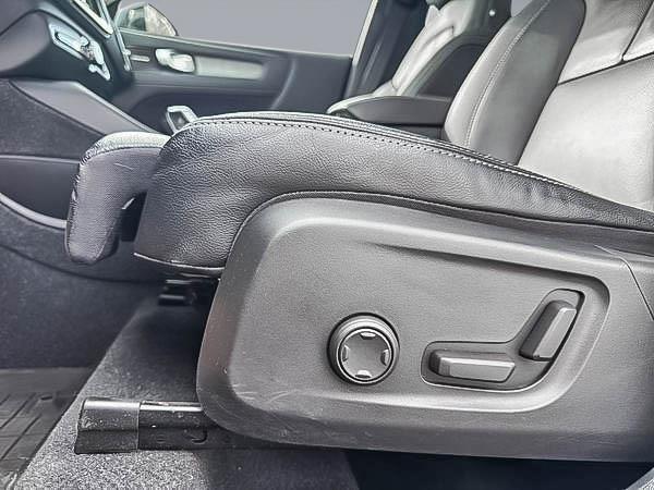 volvo XC40 2024 - 11