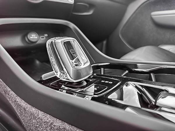 volvo XC40 2024 - 16